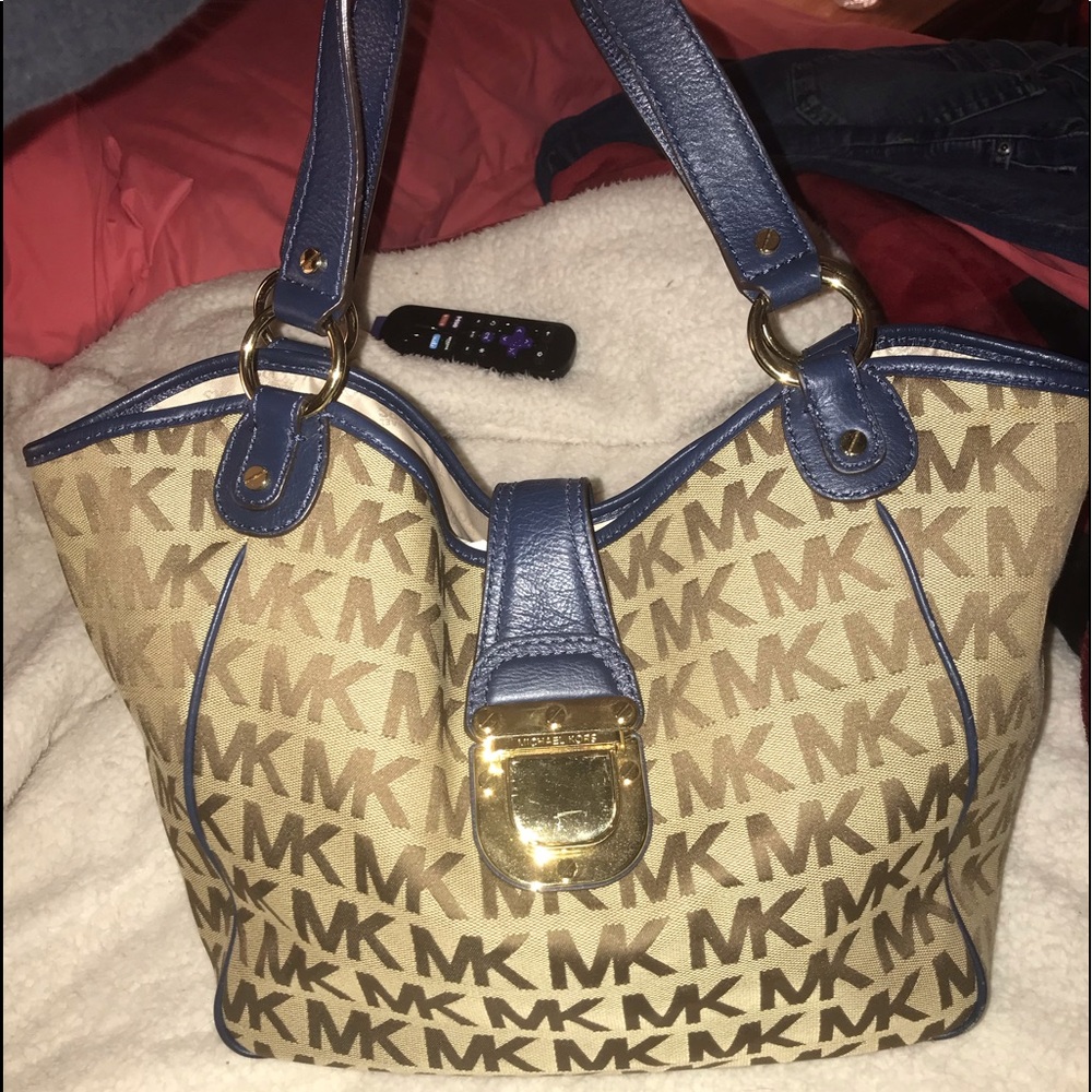 Michael kors large purse